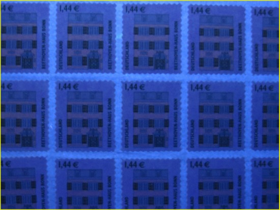 Die Fälschungen unter UV-Licht