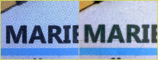 Vergleich eines Teils des Schriftelements „Marienplatz“ - links das Original – hier ist auch wieder gute die Rasterung der blauen Linie erkennbar, rechts die Fälschung