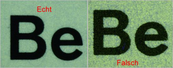 Ein vergrößerter Ausschnitt aus dem Namen Beuys unter UV-Licht 365 Nanometer. Links kann man erkennen, das die Buchstaben selbst nicht leuchten, während diese bei der Fälschung aufgrund der darüberliegenden Lackschicht leuchten Ein vergrößerter Ausschnitt aus dem Namen Beuys unter UV-Licht 365 Nanometer. Links kann man erkennen, das die Buchstaben selbst nicht leuchten, während diese bei der Fälschung aufgrund der darüberliegenden Lackschicht leuchten
