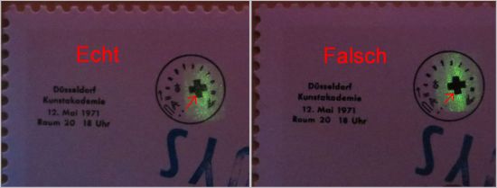 Ein vergrößerter Ausschnitt des schwarzen Kreuzes, jeweils mit einem infraroten Laserstrahl beleuchtet, Das etwas unterschiedliche Leuchtverhalten bezüglich der linken echten Marke im Vergleich zur Fälschung rechts führt zu Rückschlüssen, in welcher Druckebene dieser Sicherheitsdruck mittels eines farblosen Trägers aufgedruckt wurde Ein vergrößerter Ausschnitt des schwarzen Kreuzes, jeweils mit einem infraroten Laserstrahl beleuchtet, Das etwas unterschiedliche Leuchtverhalten bezüglich der linken echten Marke im Vergleich zur Fälschung rechts führt zu Rückschlüssen, in welcher Druckebene dieser Sicherheitsdruck mittels eines farblosen Trägers aufgedruckt wurde