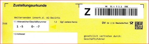 Teilausschnitt einer modernen Postzustellungsurkunde (PZU) mit Strichcode und zusätzlich noch darunter die DV-Freimachung in Höhe von 2,19 Euro für den Mengenversand über 72 000 Sendungen im Jahr mit Matrixcode