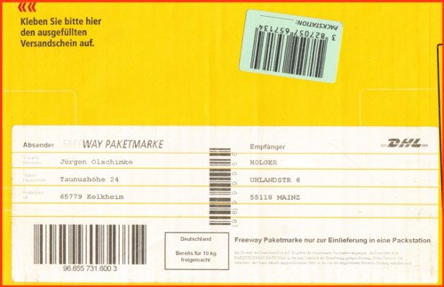 Paket mit seltener Freeway-Marke mit weißen Testpapier aus der Packstation aus den ersten Tagen nach Einführung (15. August 2004) gelaufen nach Mainz, dort mittels grüner Benachrichtigungskarte zu einer Packstation umgeleitet (erkennbar am grünen Strichcodeaufkleber)